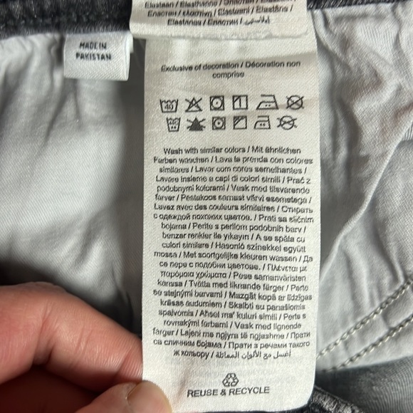 Jack & Jones Medium Aged Gray Regular Fit Denim Shorts Size S - Picture 13 of 16